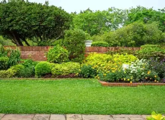 landscaping services Poplarville